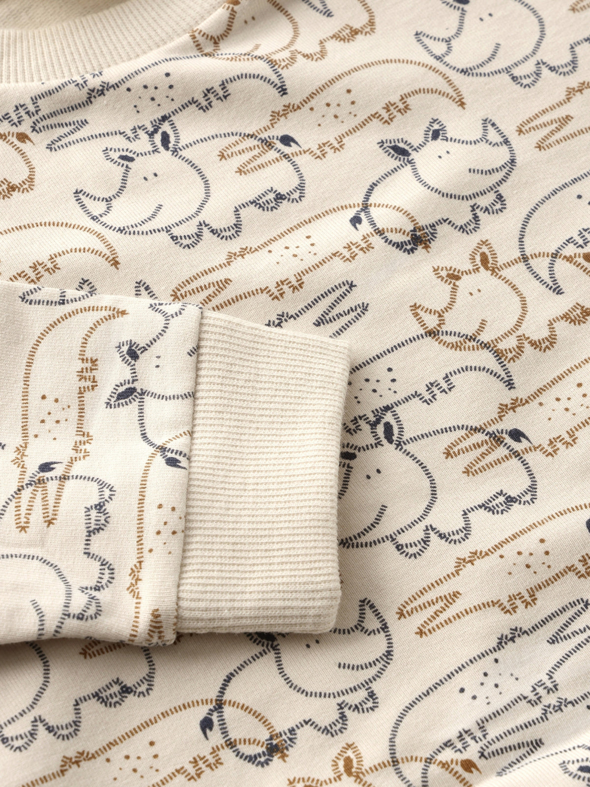 Minymo Sweatshirt mit tierischem Alloverprint
