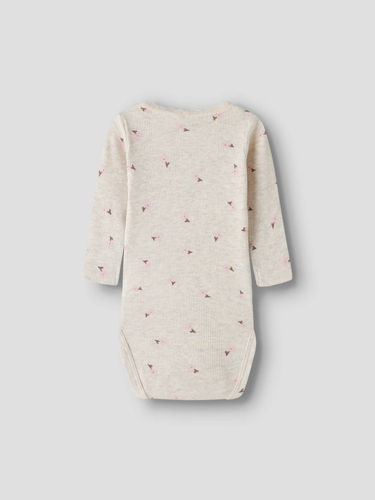 Name it Body Langarm mit kleinem Blümchenprint