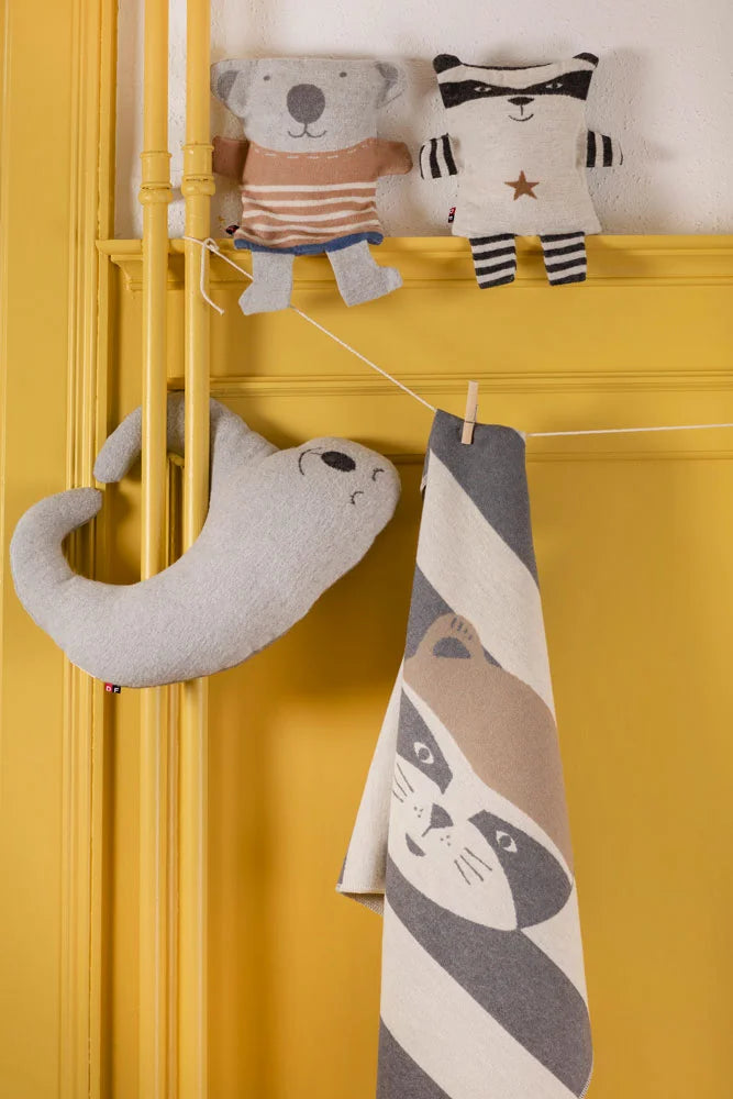 DaviDFussenegger Baby-und Kinderdecke Waschbär