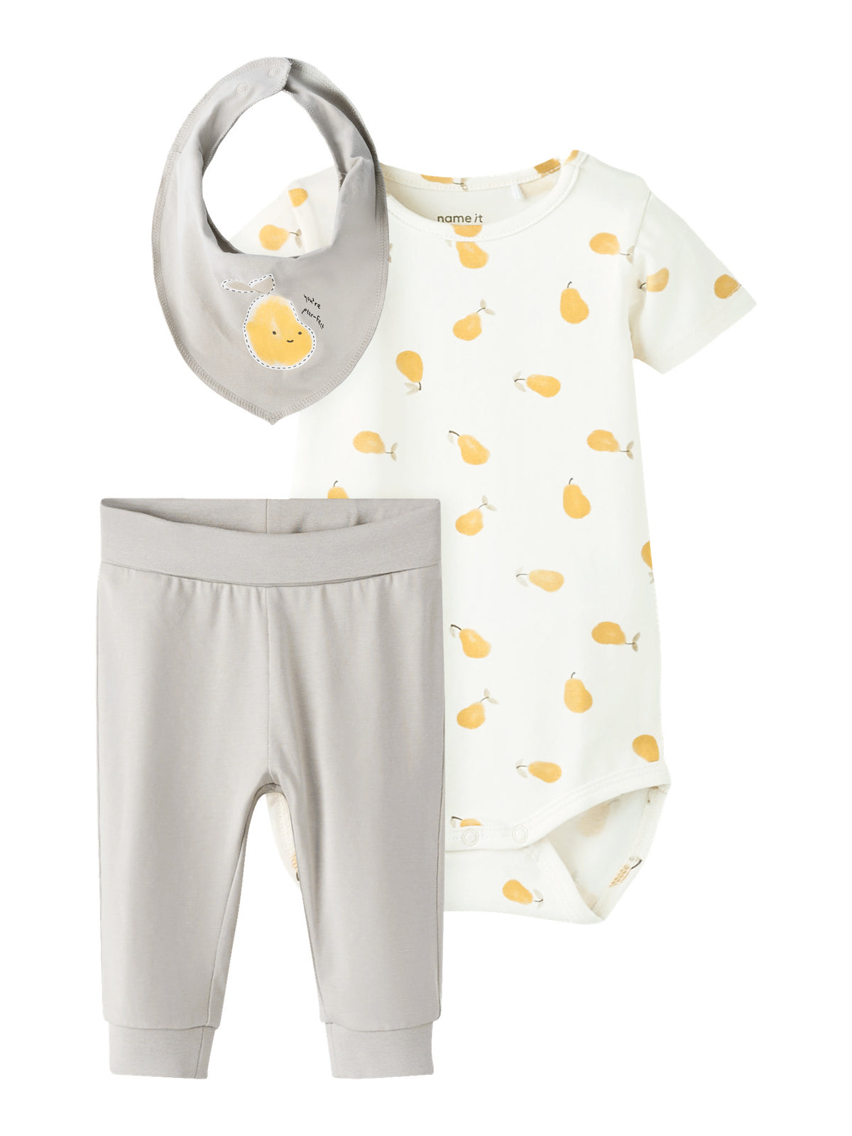 Name it Geschenkbox aus Body, Hose, Dreieckstuch