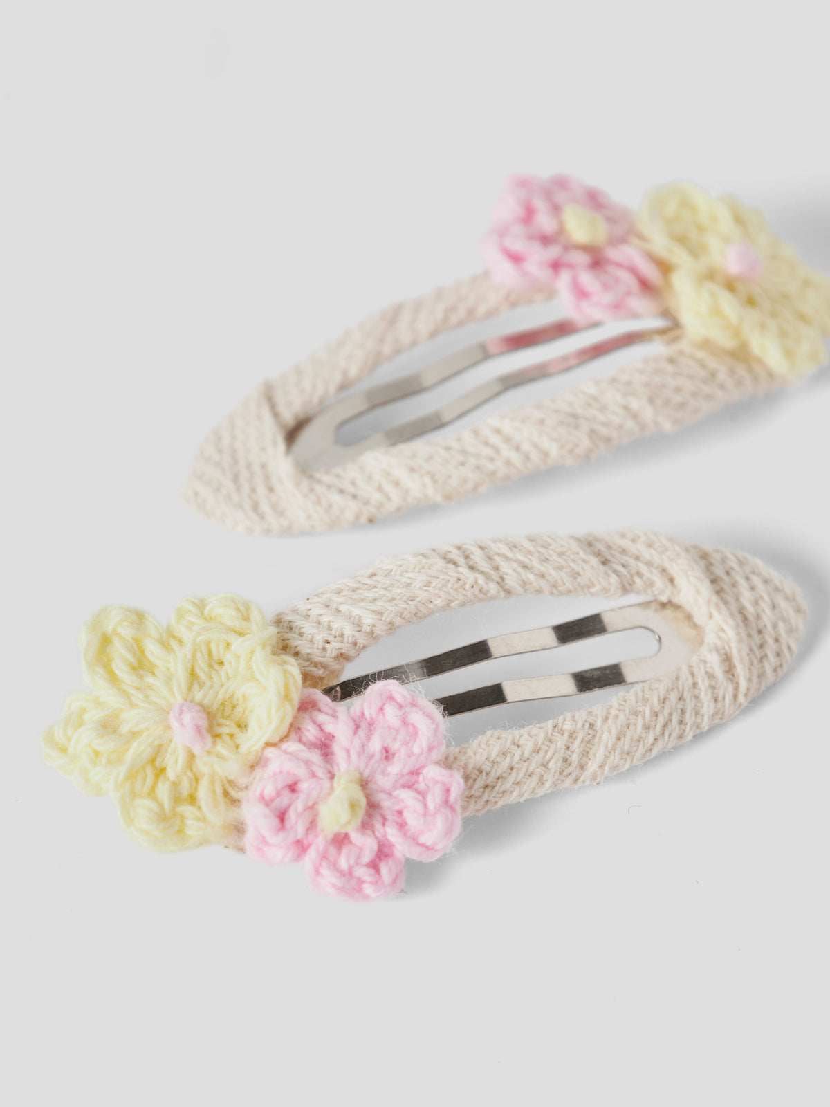 Name it Haarspängchen mit Häkelblumen