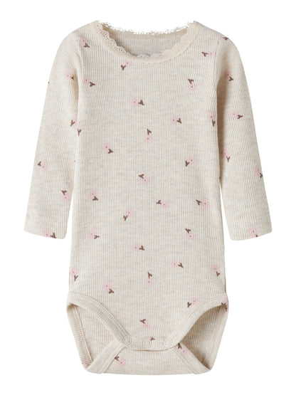 Name it Body Langarm mit kleinem Blümchenprint