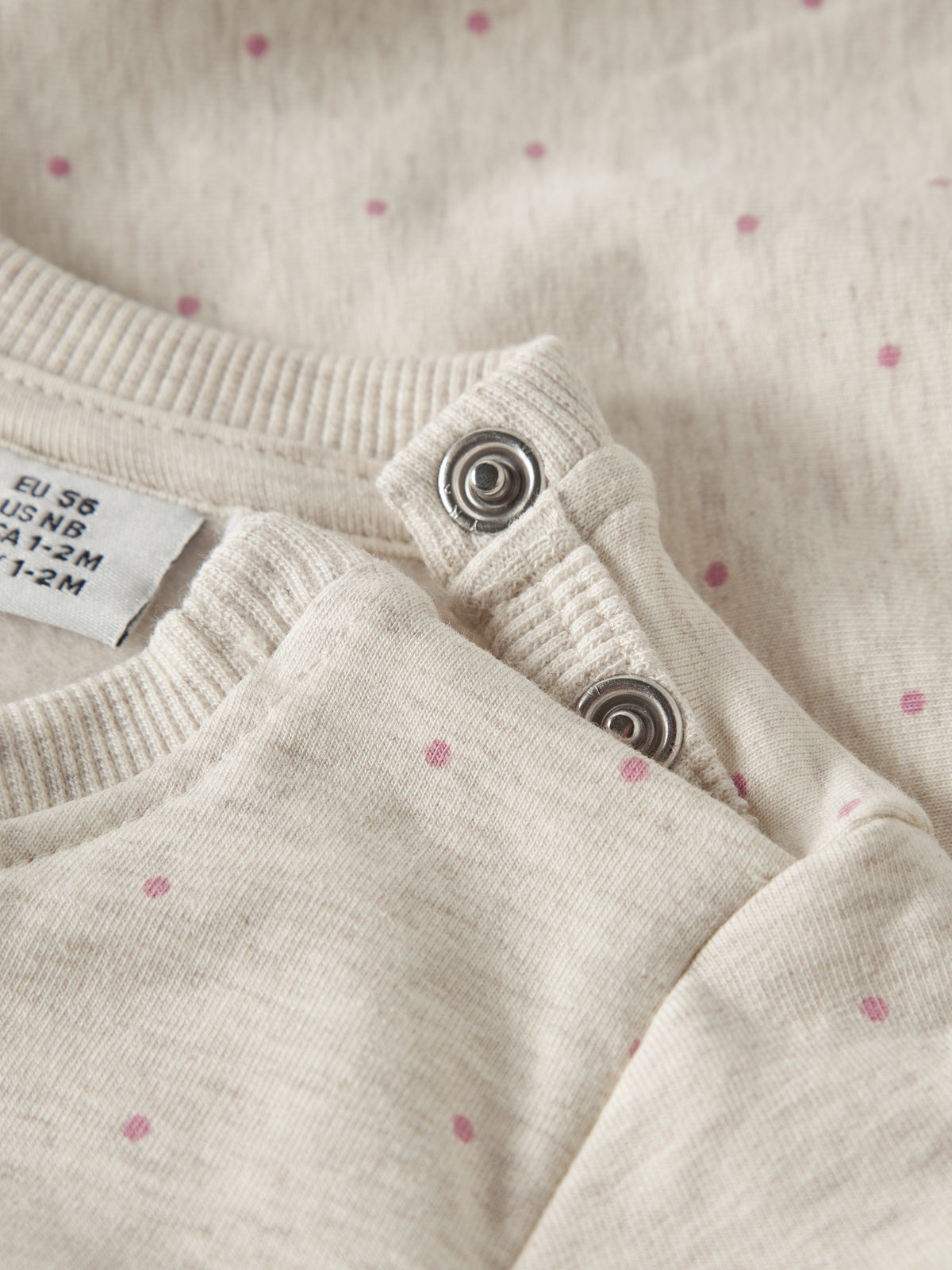 Name it Sweatshirt mit applizierter Blume aus Bio-Baumwolle