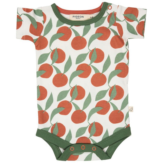 Pigeon Body Kurzarm mit Orangenprint GOTS